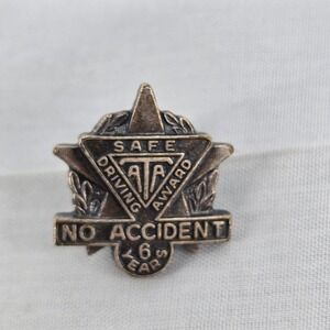 Vintage ATA Safe Driving Award Pin 6 Year No Accident American Trucking Assoc